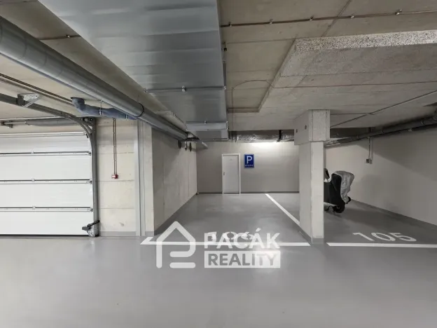 Pronájem garáže, Olomouc, Milana Ticháka, 20 m2