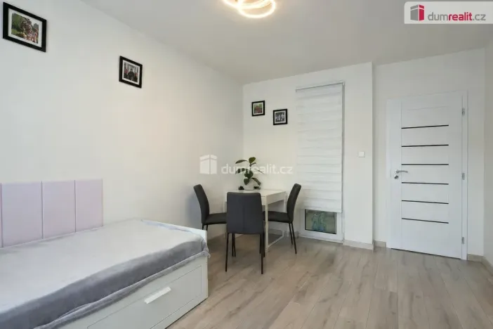 Prodej bytu 2+kk, Neratovice, Kojetická, 39 m2