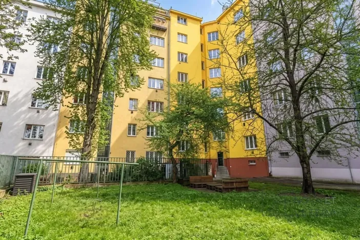 Prodej bytu 2+kk, Praha - Nusle, V Horkách, 47 m2