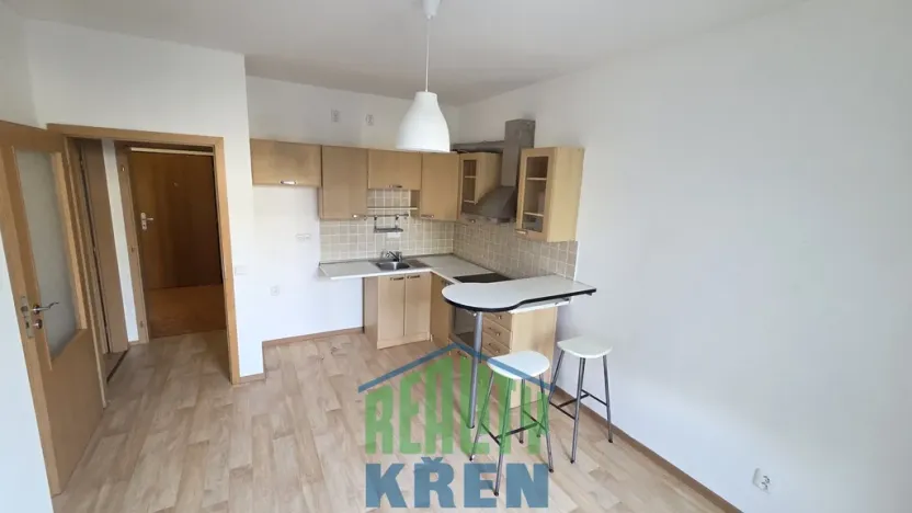 Pronájem bytu 2+kk, Praha - Kbely, Martinická, 42 m2