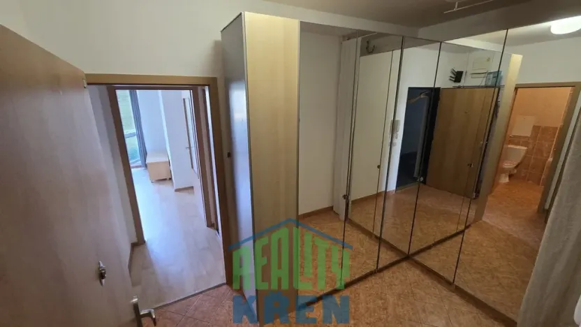 Pronájem bytu 2+kk, Praha - Kbely, Martinická, 42 m2