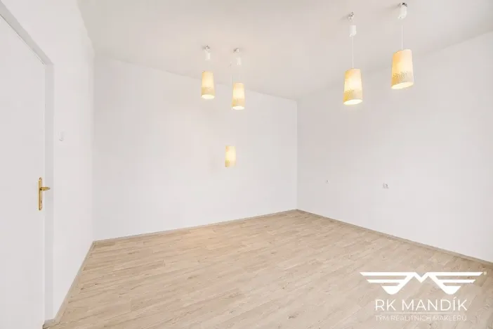 Pronájem bytu 3+1, Praha - Bohnice, Bohnická, 75 m2