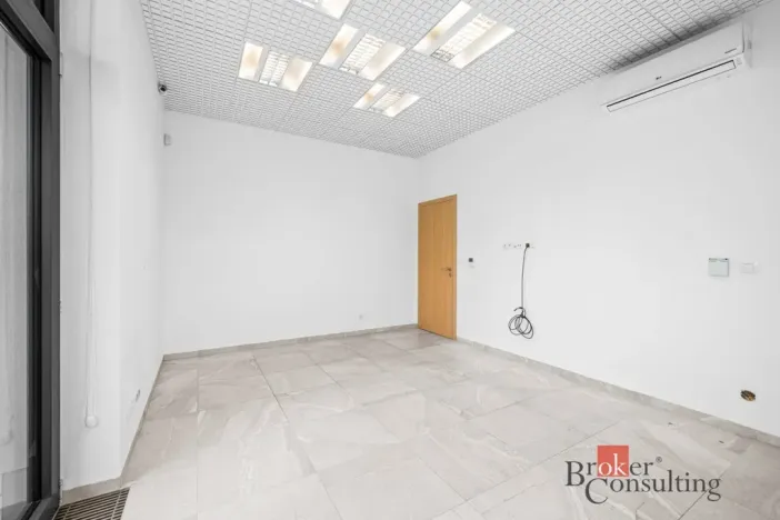 Prodej obchodního prostoru, Plzeň - Černice, Vltavínová, 86 m2