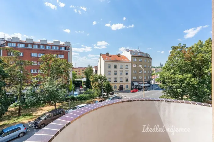 Pronájem bytu 1+kk, Praha - Podolí, Na dolinách, 39 m2