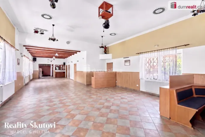 Prodej činžovního domu, Ústí nad Labem - Předlice, Hrbovická, 350 m2