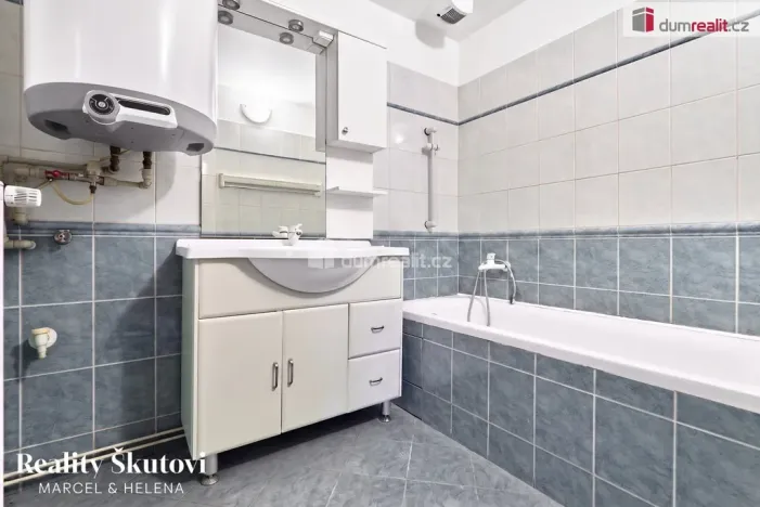 Prodej činžovního domu, Ústí nad Labem - Předlice, Hrbovická, 350 m2