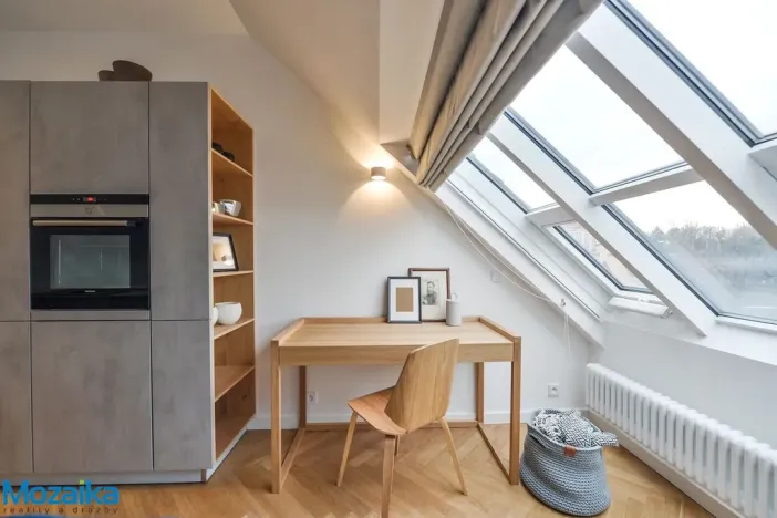 Pronájem bytu 2+kk, Praha - Žižkov, U Rajské zahrady, 61 m2