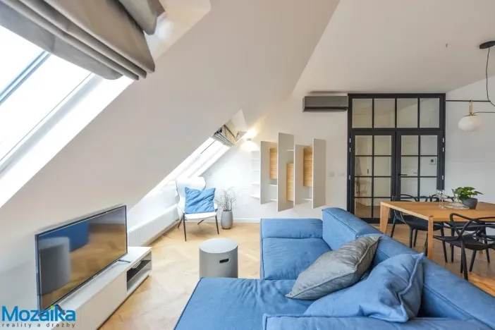 Pronájem bytu 2+kk, Praha - Žižkov, U Rajské zahrady, 61 m2