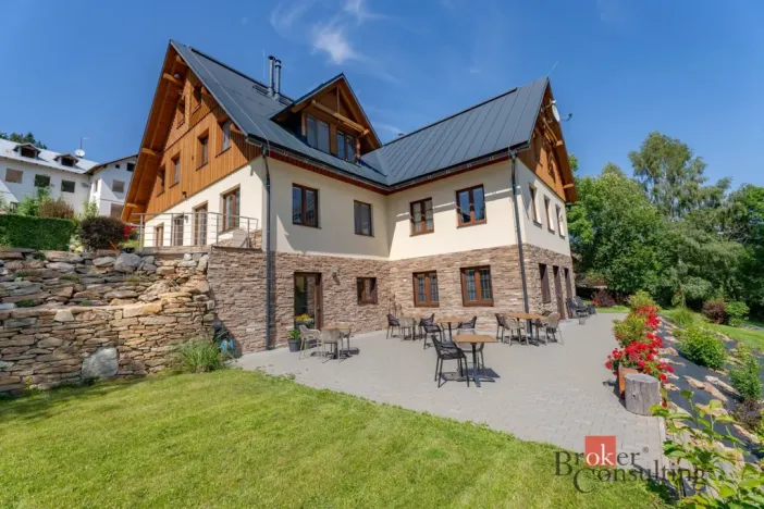Prodej atypického bytu, Rokytnice nad Jizerou - Dolní Rokytnice, 377 m2