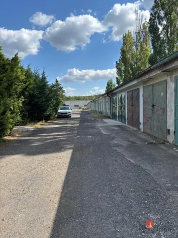 Prodej garáže, Chomutov, Černovická, 19 m2