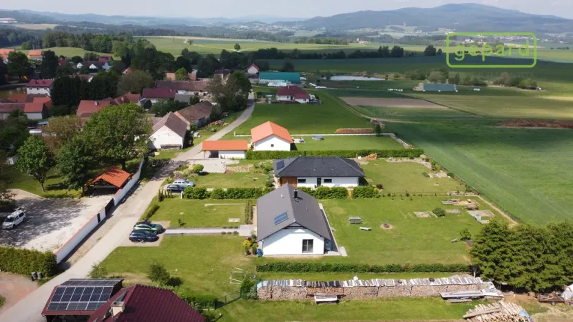Prodej rodinného domu, Mojné, 99 m2