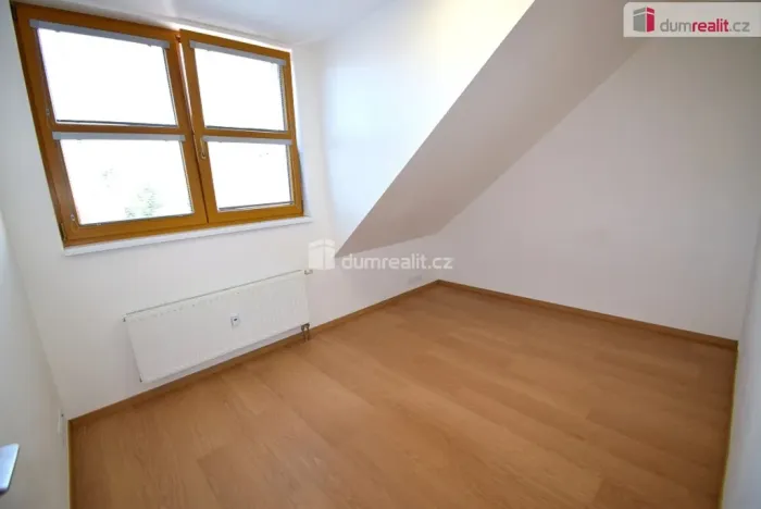 Pronájem bytu 2+kk, Praha - Krč, Na Dvorcích, 41 m2