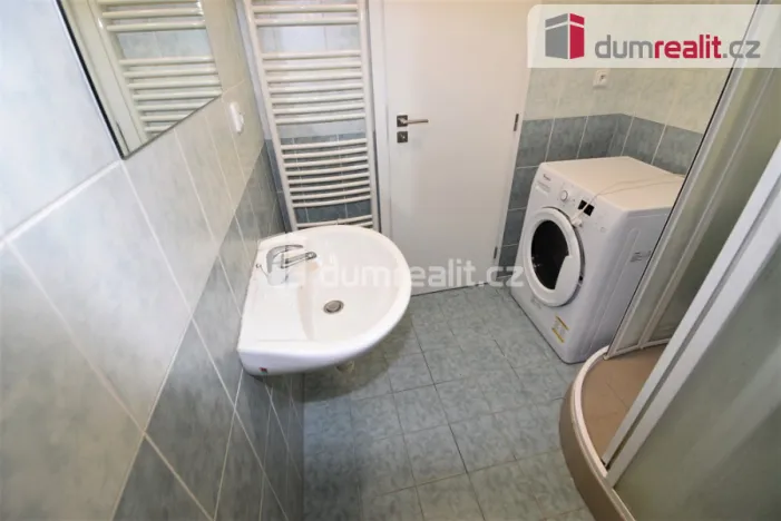 Pronájem bytu 2+kk, Praha - Krč, Na Dvorcích, 41 m2