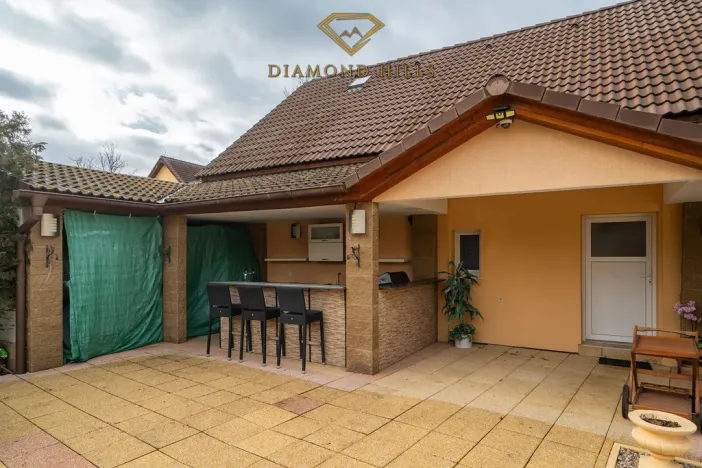 Prodej rodinného domu, Kozojedy, Českobrodská, 299 m2