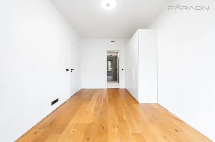 Pronájem bytu 2+kk, Praha - Smíchov, Grafická, 66 m2