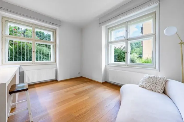 Prodej bytu 2+kk, Praha - Smíchov, U Nikolajky, 51 m2