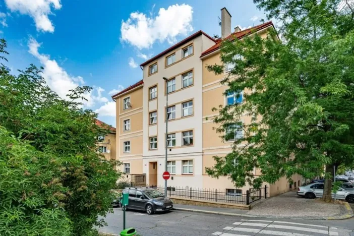 Prodej bytu 2+kk, Praha - Smíchov, U Nikolajky, 51 m2