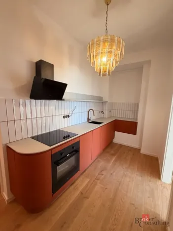 Pronájem bytu 1+kk, Broumov, Mírové náměstí, 50 m2