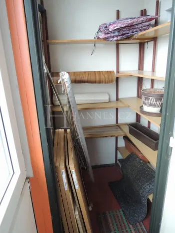 Pronájem bytu 2+kk, Praha - Střížkov, Vysočanská, 42 m2