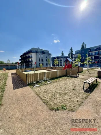 Pronájem bytu 1+kk, Kladno, Ke křížku, 35 m2