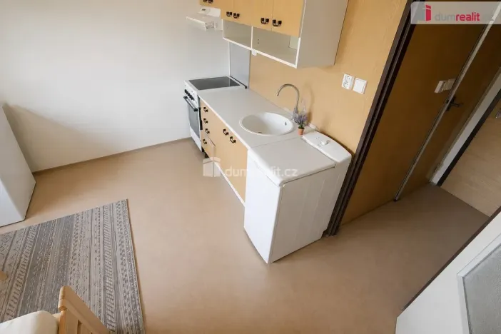 Pronájem bytu 2+kk, Neratovice, Kpt. Jaroše, 35 m2