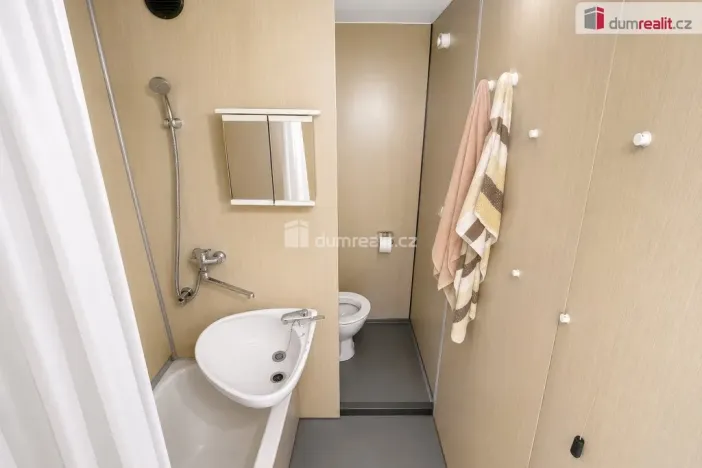 Pronájem bytu 2+kk, Neratovice, Kpt. Jaroše, 35 m2