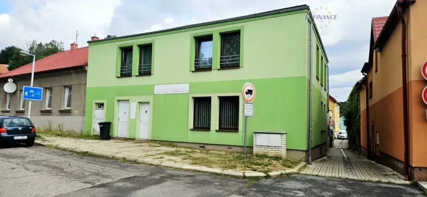 Prodej obchodního prostoru, Kralupy nad Vltavou - Mikovice, V Uličce, 235 m2
