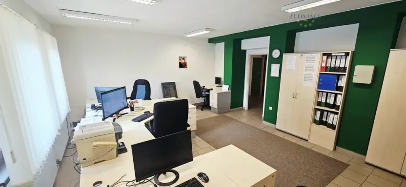 Prodej obchodního prostoru, Kralupy nad Vltavou - Mikovice, V Uličce, 235 m2