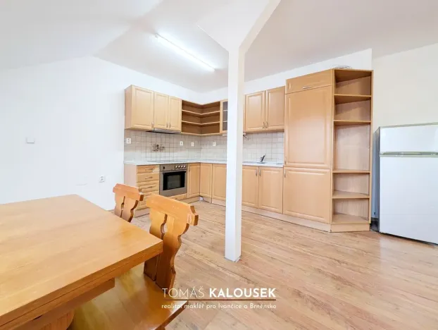 Pronájem bytu 3+kk, Ivančice, Komenského náměstí, 68 m2