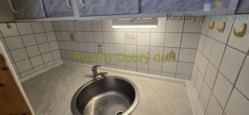 Prodej bytu 1+kk, Dolní Benešov, Osada míru, 21 m2
