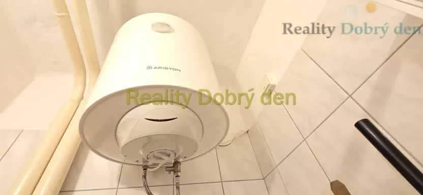Prodej bytu 1+kk, Dolní Benešov, Osada míru, 21 m2