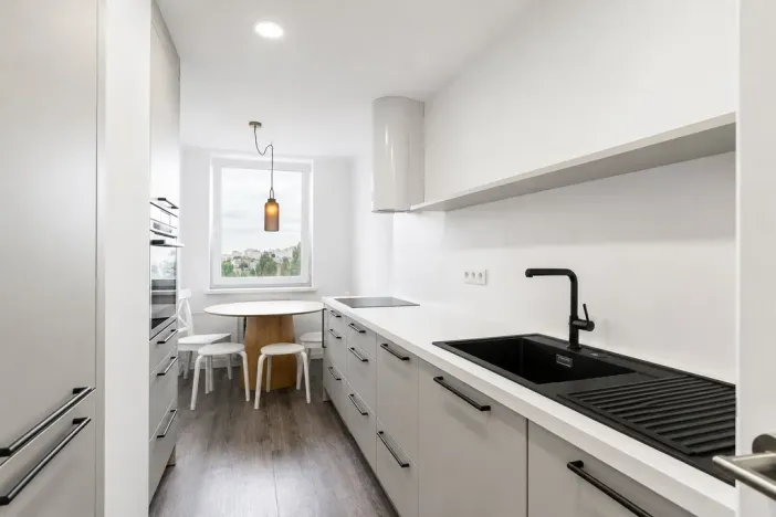 Prodej bytu 3+1, Praha - Chodov, Benkova, 69 m2