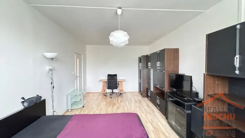 Prodej bytu 1+1, Hradec Králové, třída Edvarda Beneše, 40 m2