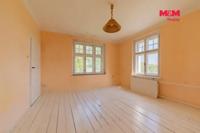 Prodej rodinného domu, Karlovy Vary - Bohatice, Hlavní, 224 m2