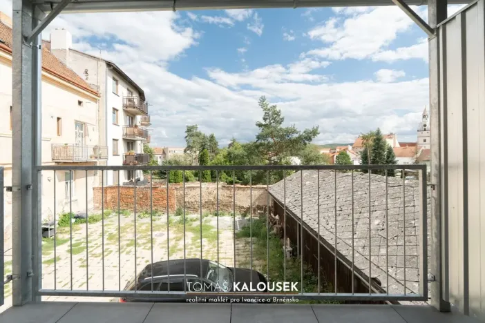 Prodej bytu 2+kk, Ivančice, Dr. Novotného, 53 m2