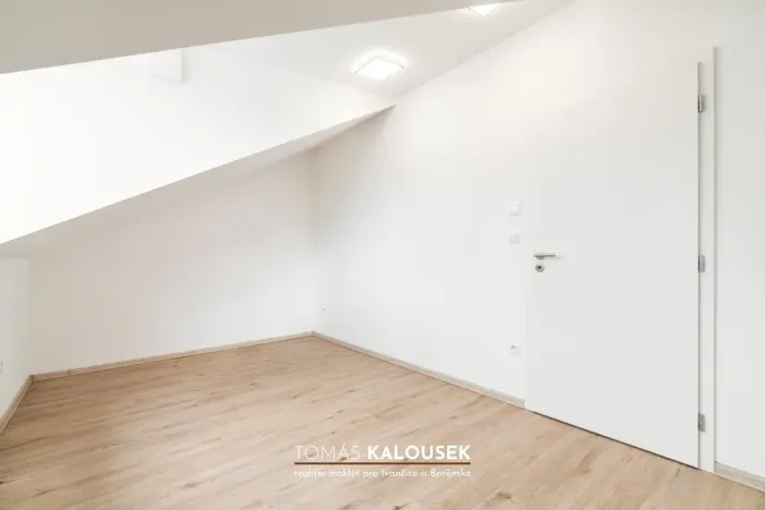 Prodej bytu 2+kk, Ivančice, Dr. Novotného, 53 m2