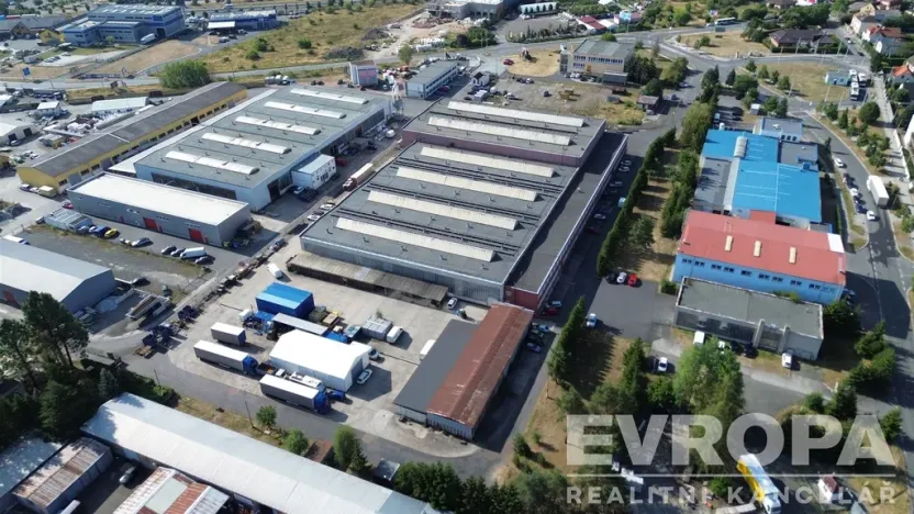 Pronájem výrobních prostor, Plzeň - Skvrňany, Domažlická, 2000 m2