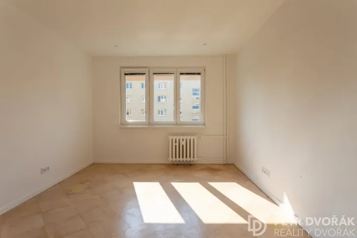 Pronájem bytu 2+1, Praha - Malešice, Přistoupimská, 62 m2