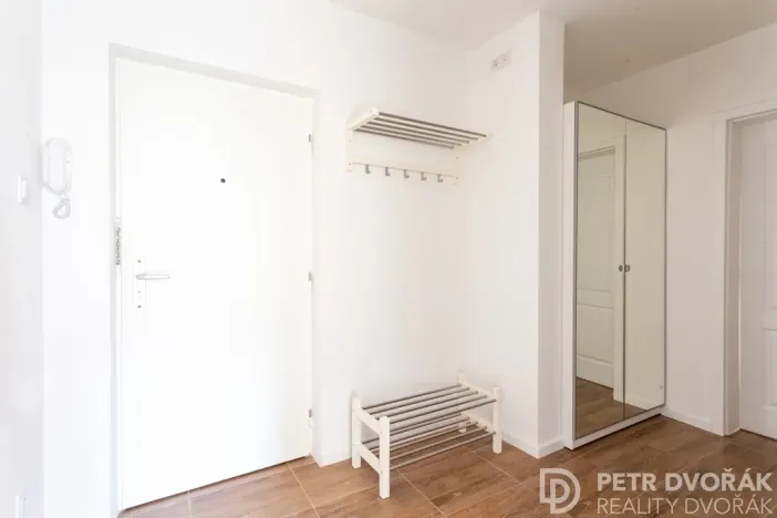 Pronájem bytu 2+1, Praha - Malešice, Přistoupimská, 62 m2