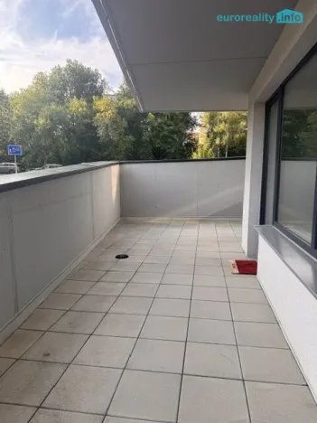 Pronájem bytu 2+kk, Karlovy Vary, Sedlecká, 60 m2