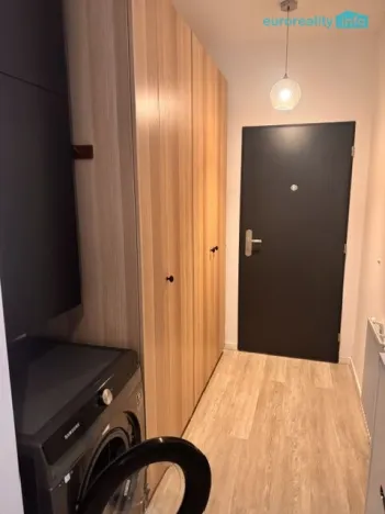 Pronájem bytu 2+kk, Karlovy Vary, Sedlecká, 60 m2