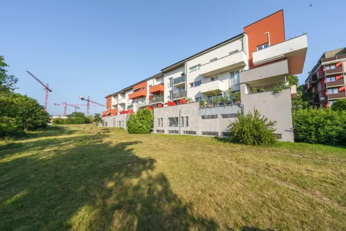 Prodej bytu 1+kk, Beroun - Beroun-Město, U Židovského hřbitova, 39 m2