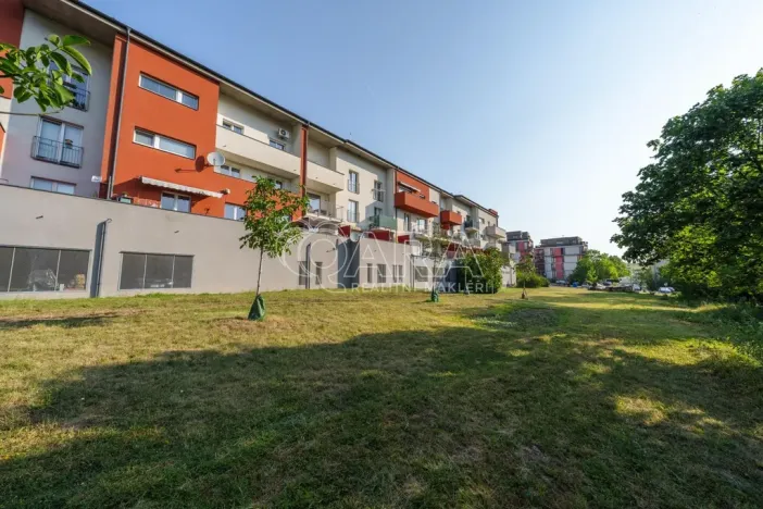 Prodej bytu 1+kk, Beroun - Beroun-Město, U Židovského hřbitova, 39 m2