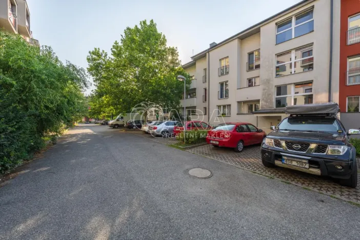 Prodej bytu 1+kk, Beroun - Beroun-Město, U Židovského hřbitova, 39 m2