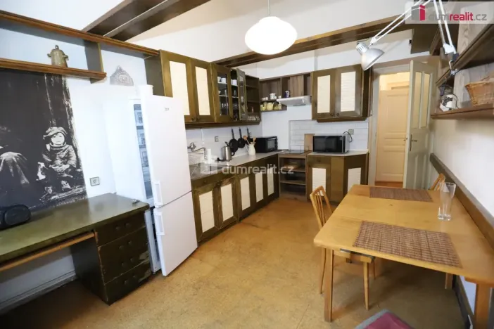 Pronájem bytu 2+1, Praha - Vinohrady, Římská, 65 m2