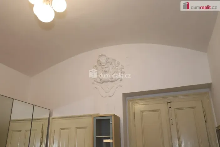 Pronájem bytu 2+1, Praha - Vinohrady, Římská, 65 m2