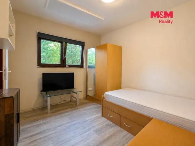 Pronájem chaty, Úvaly, 45 m2