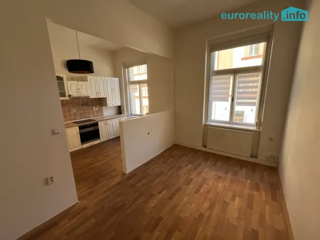 Pronájem bytu 2+kk, Mariánské Lázně, Hlavní třída, 50 m2