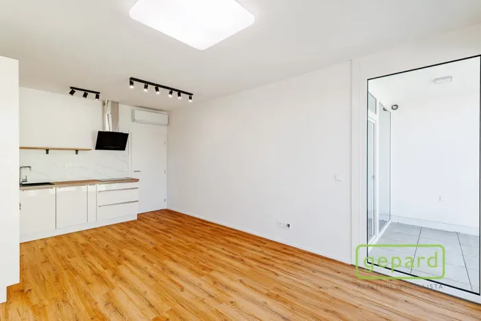 Pronájem bytu 2+kk, Znojmo, 50 m2