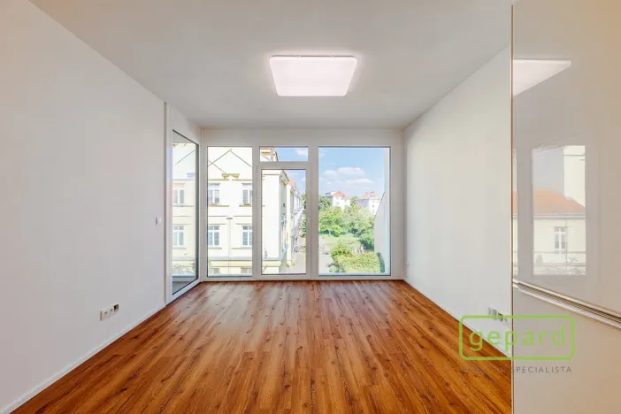 Pronájem bytu 2+kk, Znojmo, 50 m2
